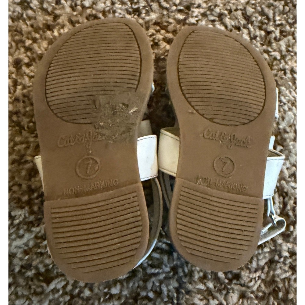 Cat & Jack Girls White Ruby Bow Sandals Size 7 - Picture 9 of 9